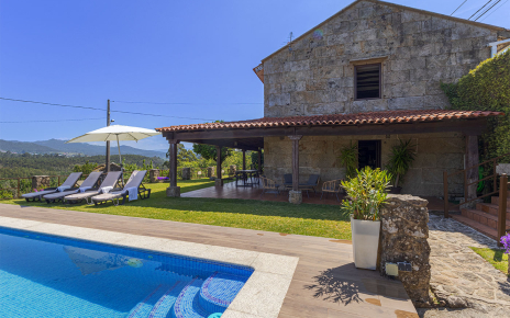 Once in the property is all private and pretty