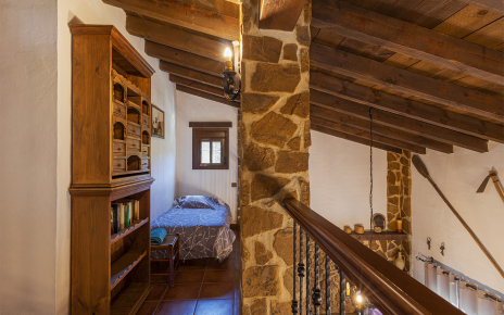 2 additional beds on 1st floor landing