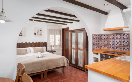 Bedroom, se accede desde exterior (parte delantera de la casa)