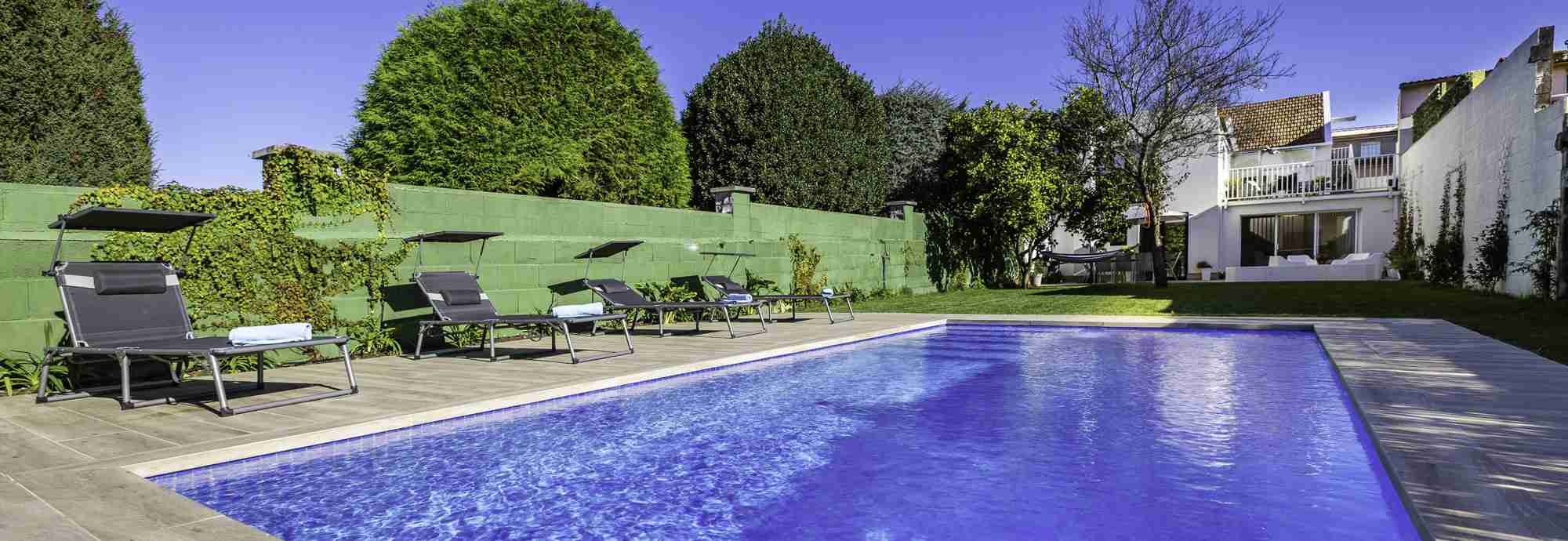 Moderna villa a un paseo del pueblo costero de Cambados