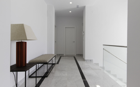 Todas las habitaciones están en la planta primera