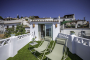 Top floor roof terrace / solarium