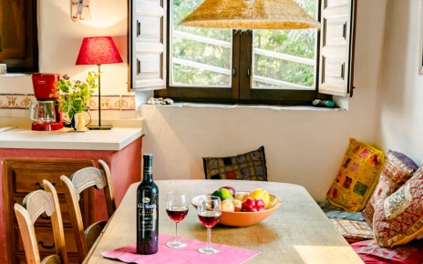 Mesa de comedor en la cocina