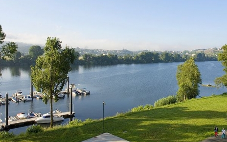 River border with Portugal 10 mins